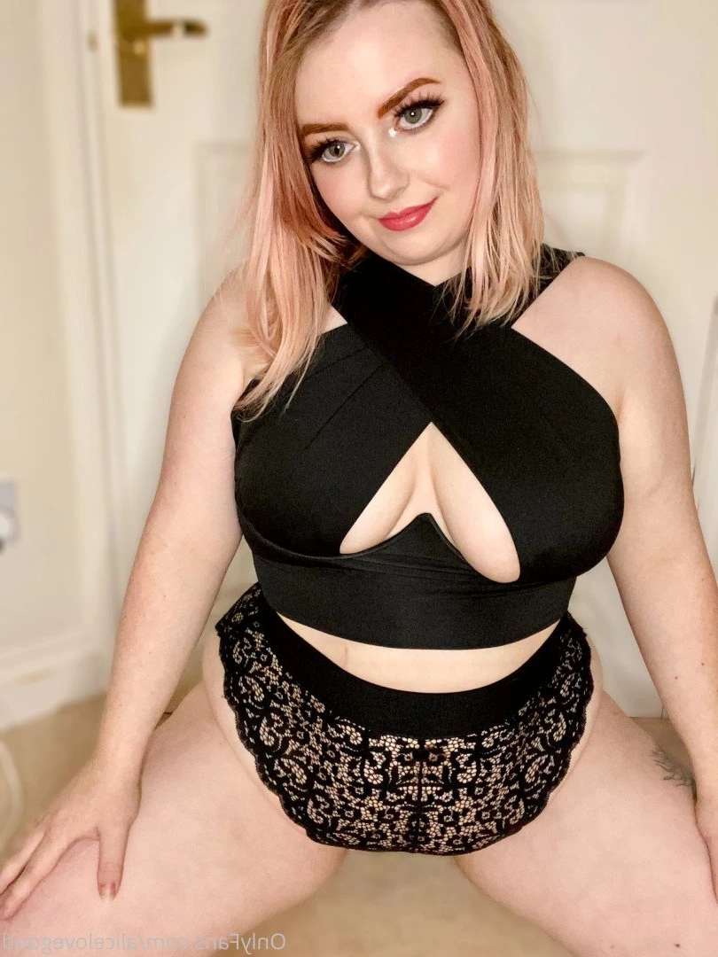 Alice Lovegood 🇬🇧 Full length on feed [ alicelovegood ] Onlyfans leaked photo 4131170 on Hotleaks.tv
