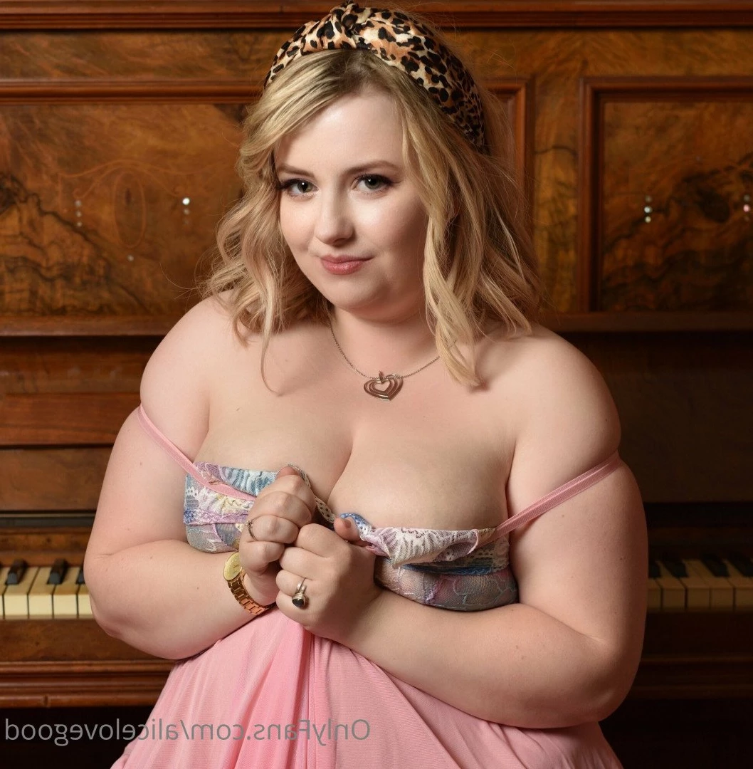 Alice Lovegood 🇬🇧 Full length on feed [ alicelovegood ] Onlyfans leaked photo 4138833 on Hotleaks.tv