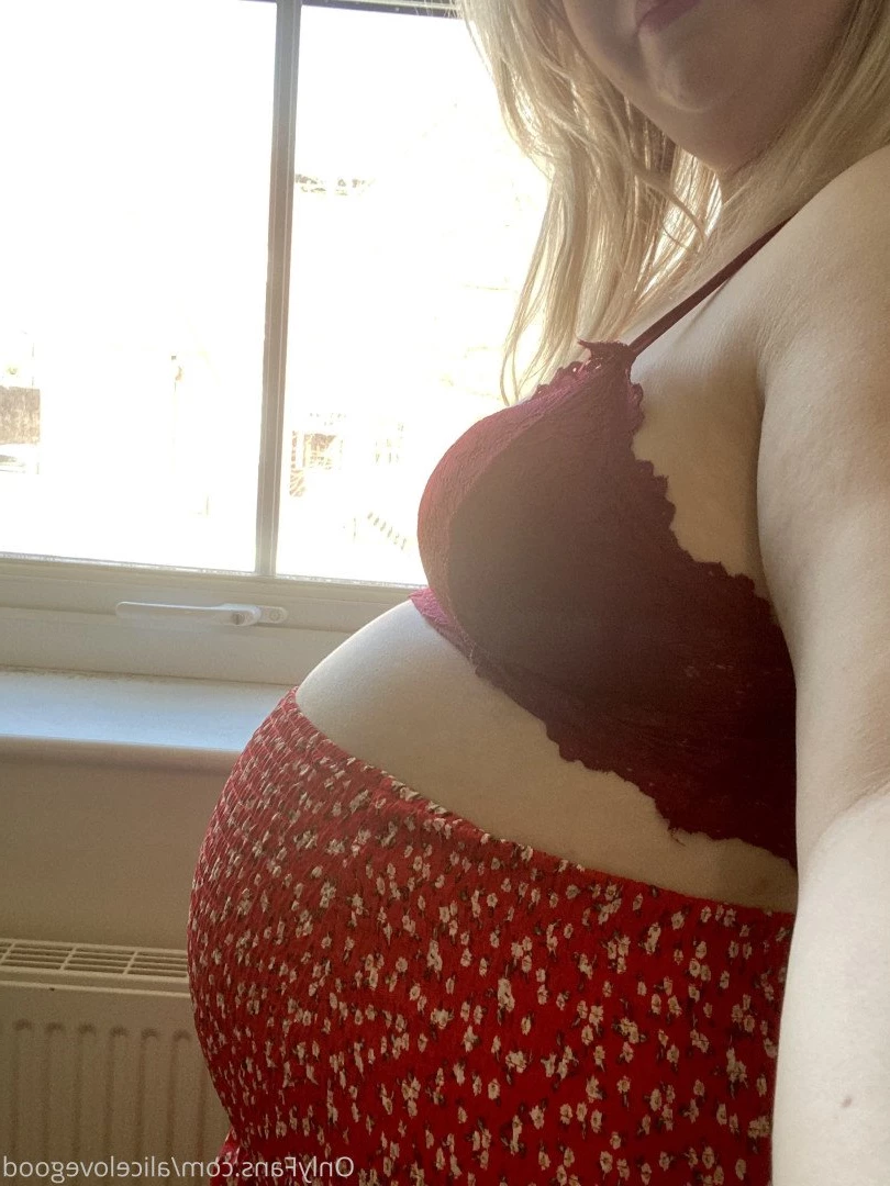 Alice Lovegood 🇬🇧 Full length on feed [ alicelovegood ] Onlyfans leaked photo 4146438 on Hotleaks.tv
