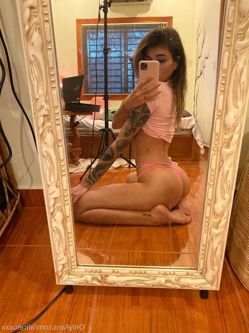 u164885900 Onlyfans leaked photo 9746102 on Hotleaks.tv