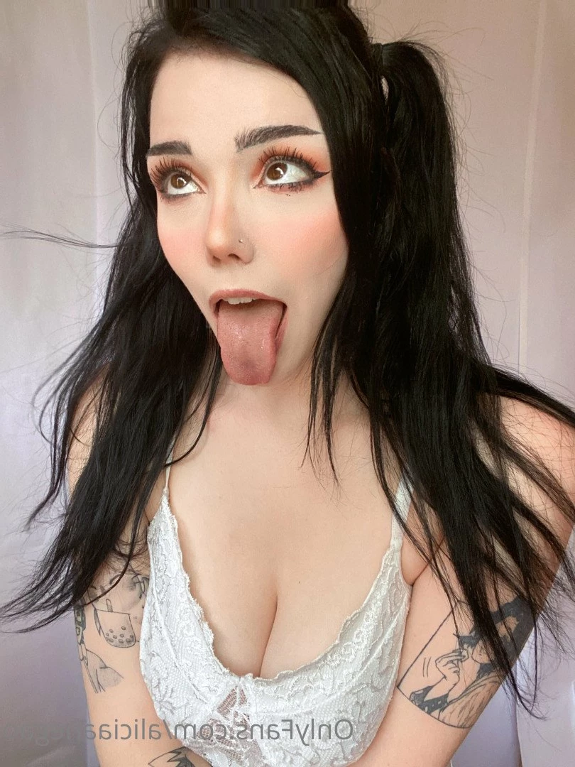 Alicia Ahegao 💗☁️ [ aliciaahegao ] Onlyfans leaked photo 3773169 on Hotleaks.tv