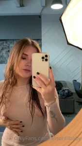 15706557