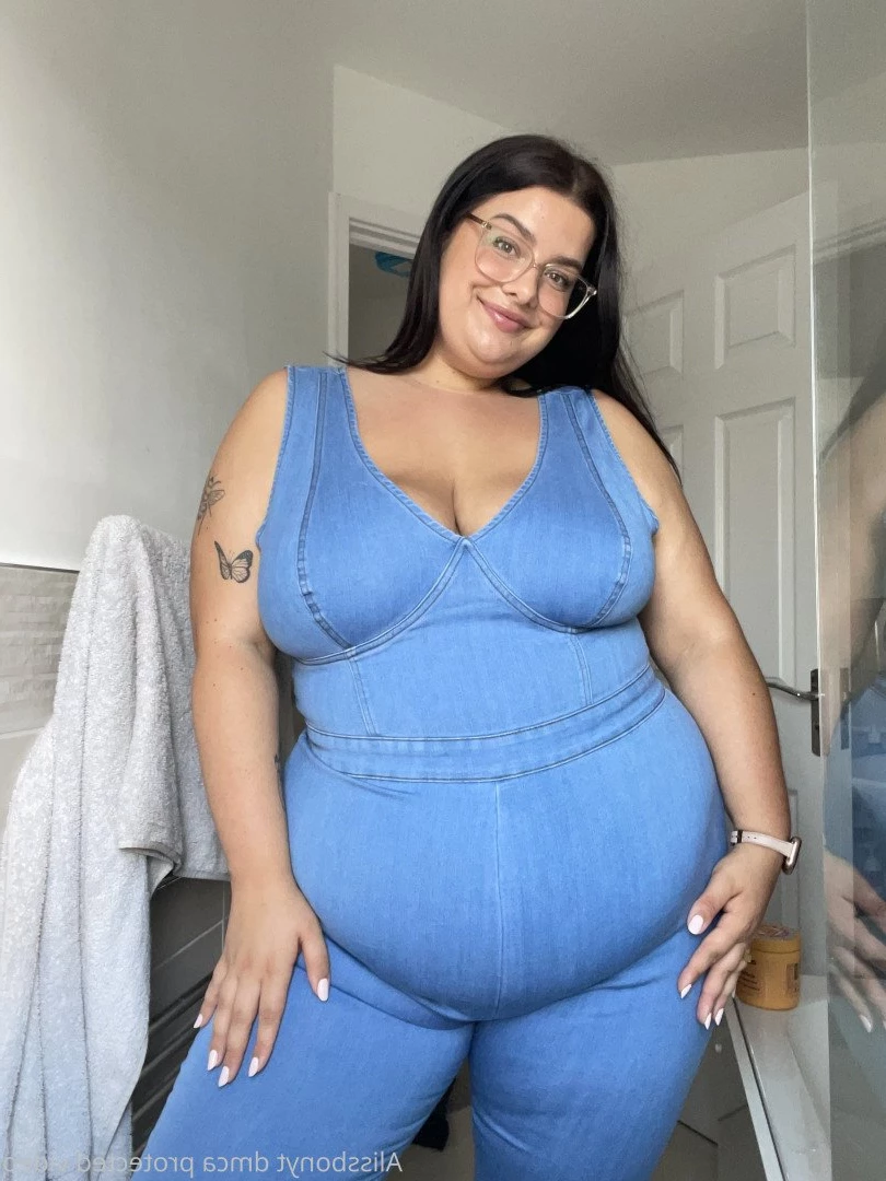 Aliss Bonython [ alissbonyt ] Onlyfans leaked photo 3608930 on Hotleaks.tv