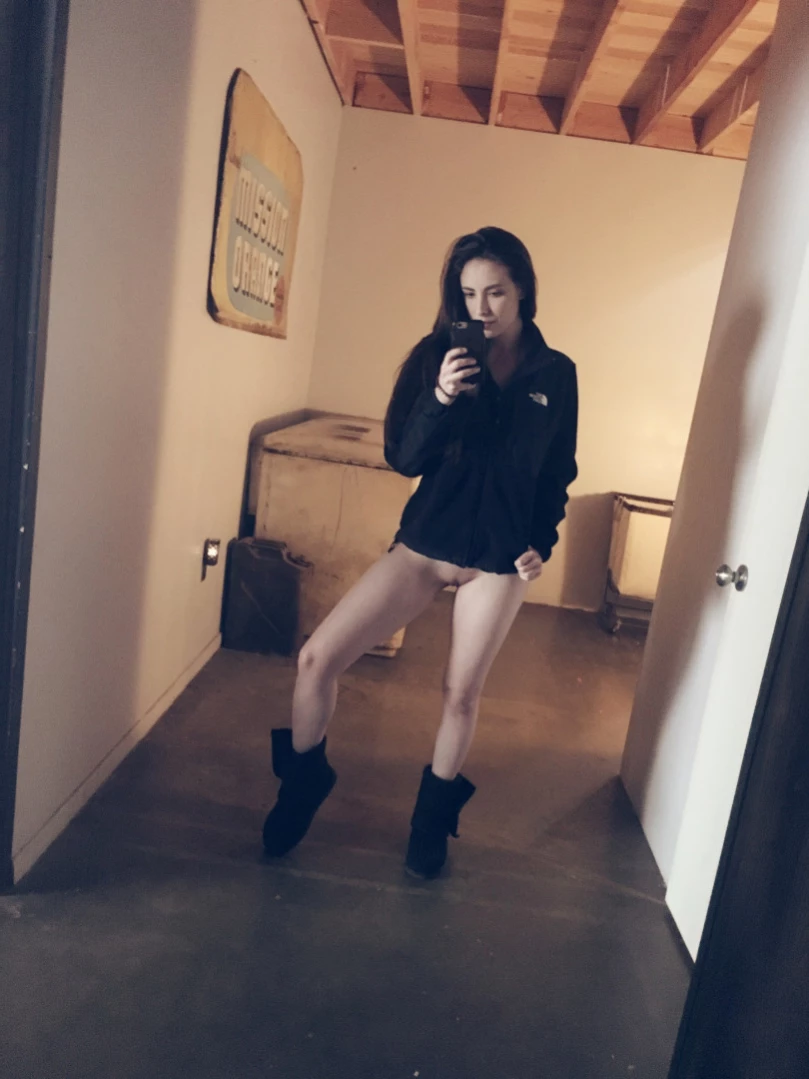 Casey Calvert [ caseycalvertxxx ] Onlyfans leaked photo 13230564 on Hotleaks.tv