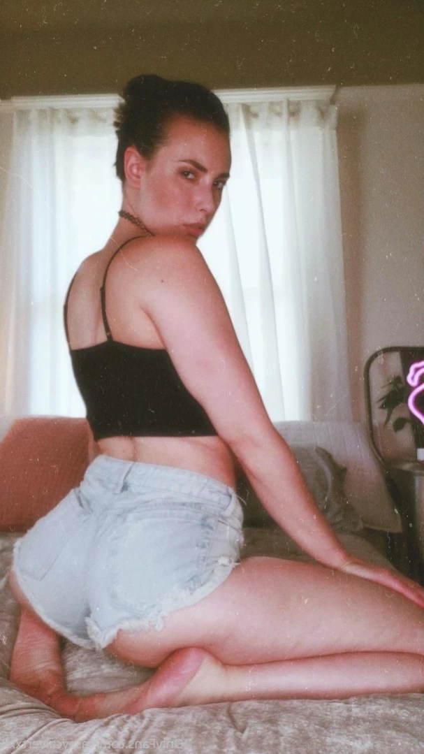 Casey Calvert [ caseycalvertxxx ] Onlyfans leaked photo 16218087 on Hotleaks.tv
