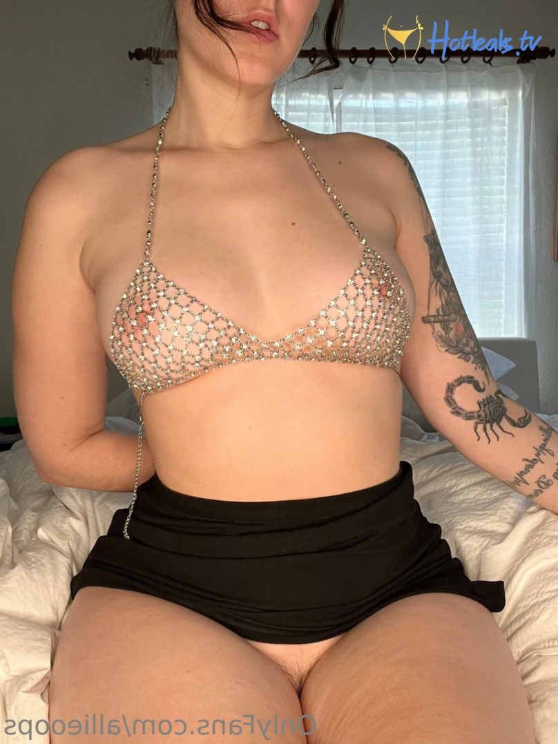 Allie Oops [ allieoops ] Onlyfans leaked photo 12798722 on Hotleaks.tv