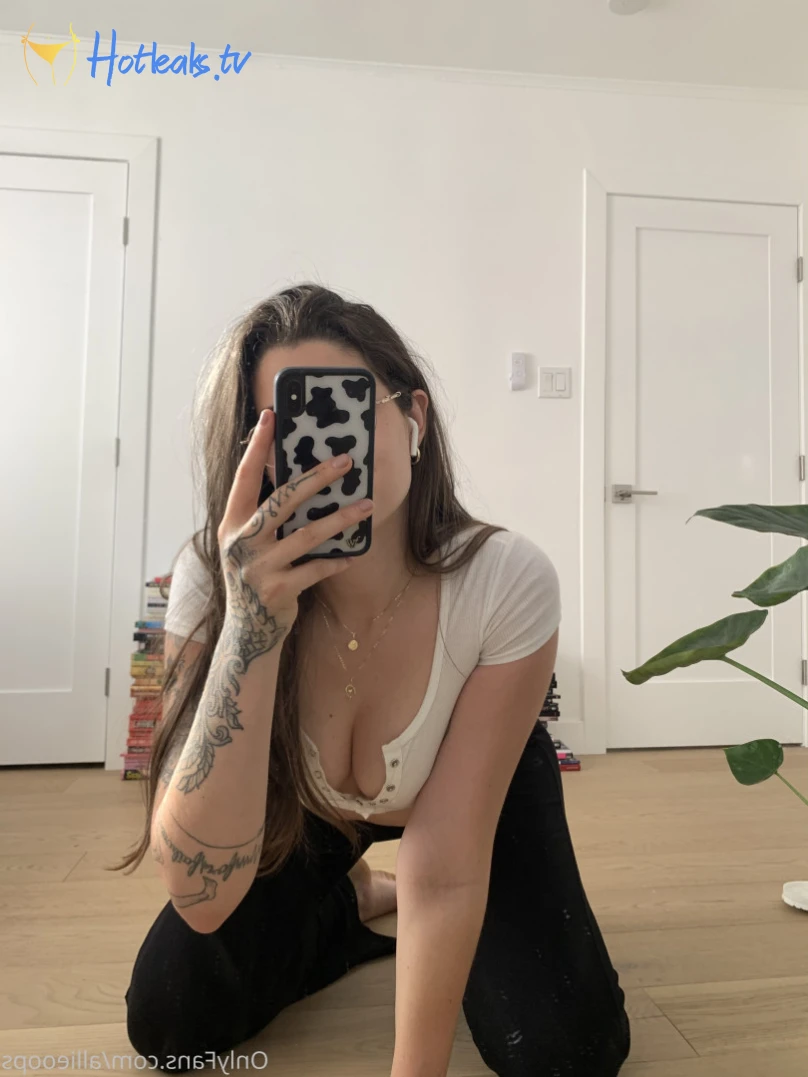 Allie Oops [ allieoops ] Onlyfans leaked photo 14842315 on Hotleaks.tv