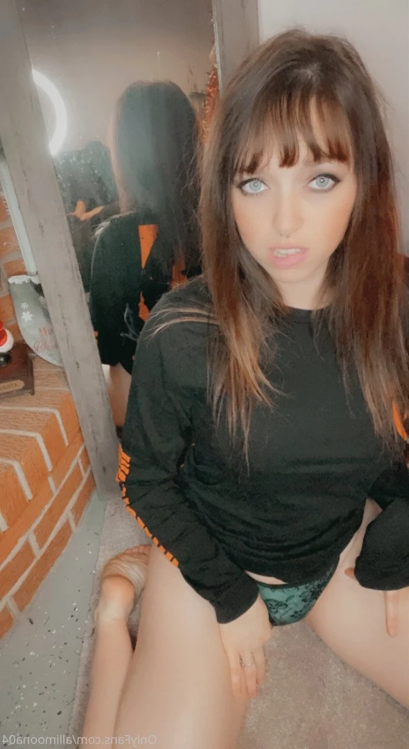 Alli Moona [ allimoona04 ] Onlyfans leaked photo 3836894 on Hotleaks.tv
