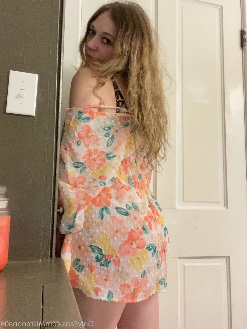 Alli Moona [ allimoona04 ] Onlyfans leaked photo 3838722 on Hotleaks.tv