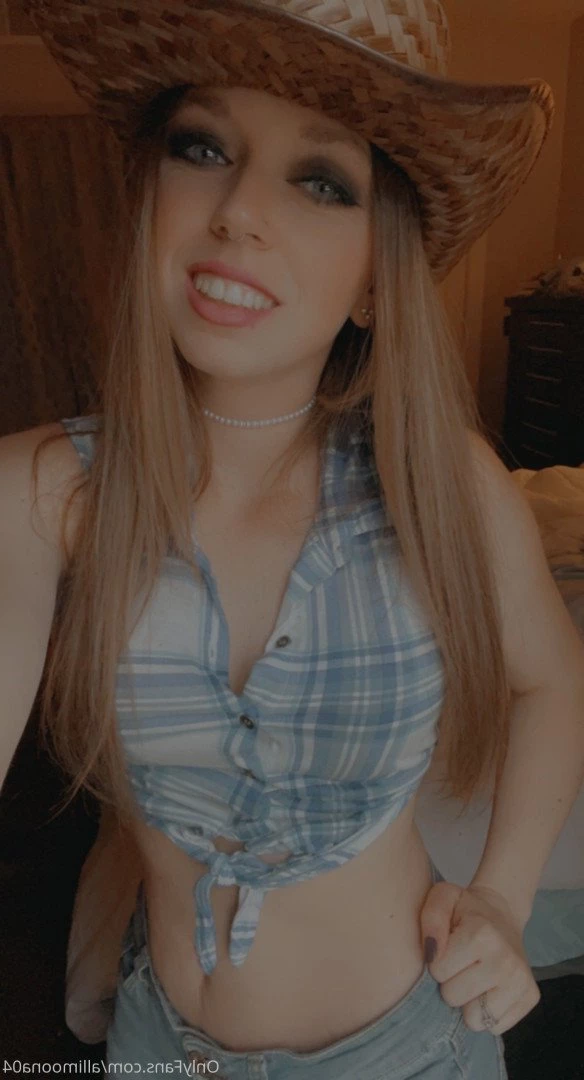 Alli Moona [ allimoona04 ] Onlyfans leaked photo 3849081 on Hotleaks.tv