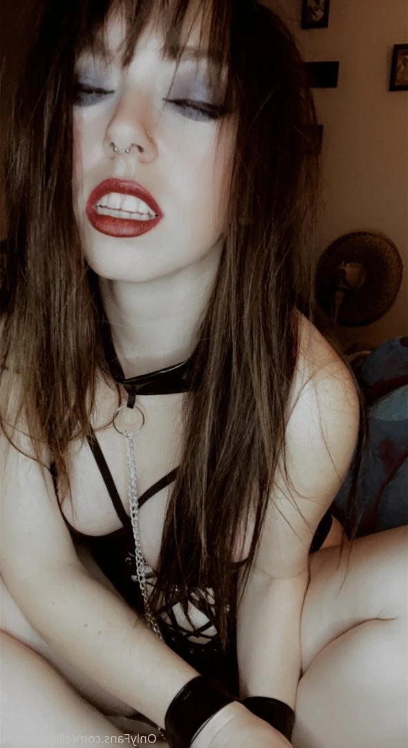 Alli Moona [ allimoona04 ] Onlyfans leaked photo 3850942 on Hotleaks.tv