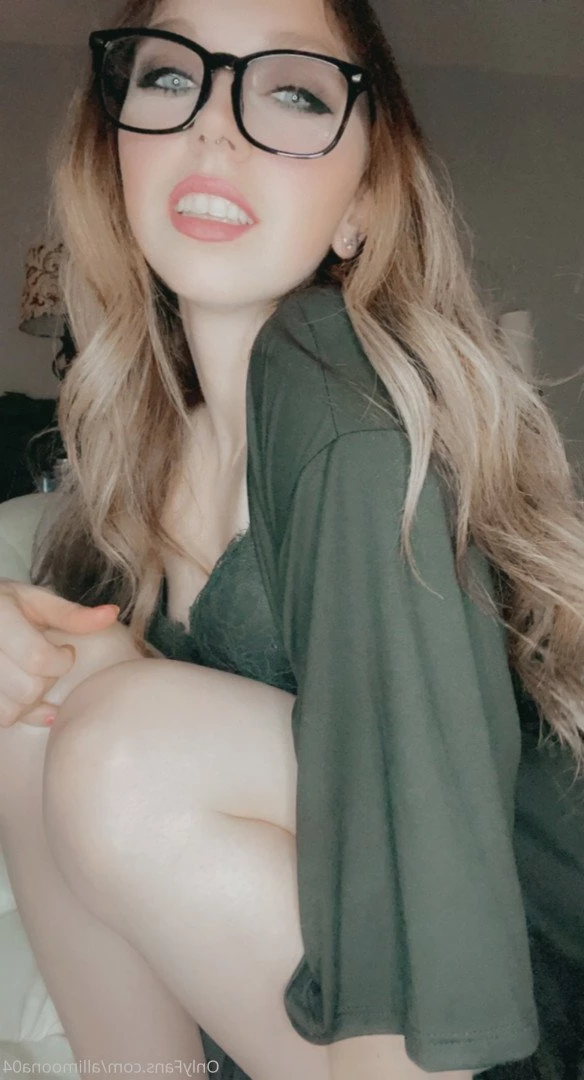 Alli Moona [ allimoona04 ] Onlyfans leaked photo 3856032 on Hotleaks.tv