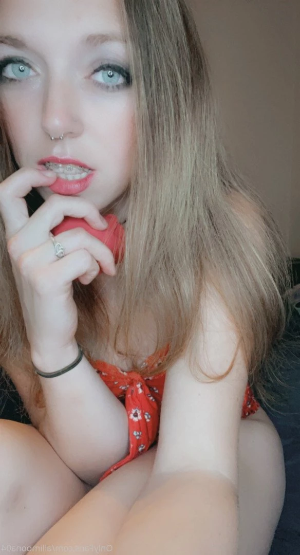 Alli Moona [ allimoona04 ] Onlyfans leaked photo 3871076 on Hotleaks.tv