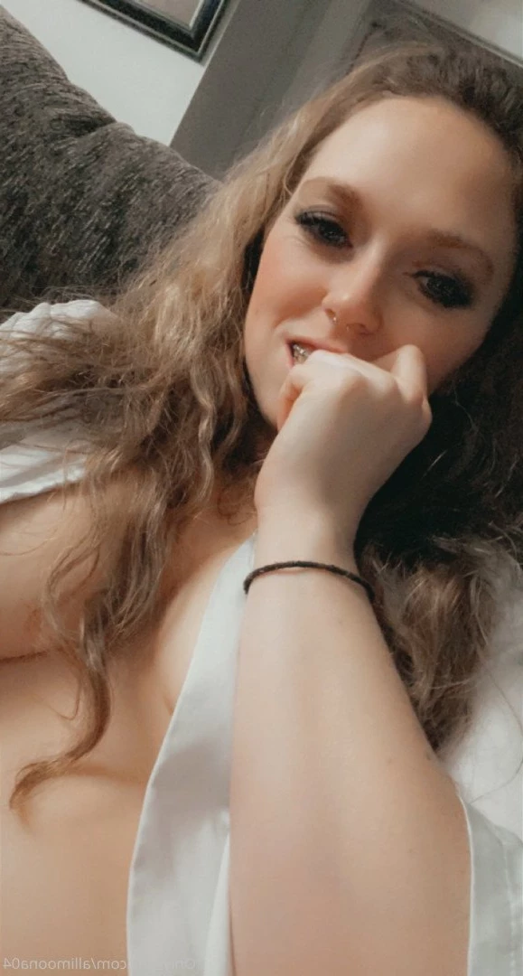 Alli Moona [ allimoona04 ] Onlyfans leaked photo 3871343 on Hotleaks.tv