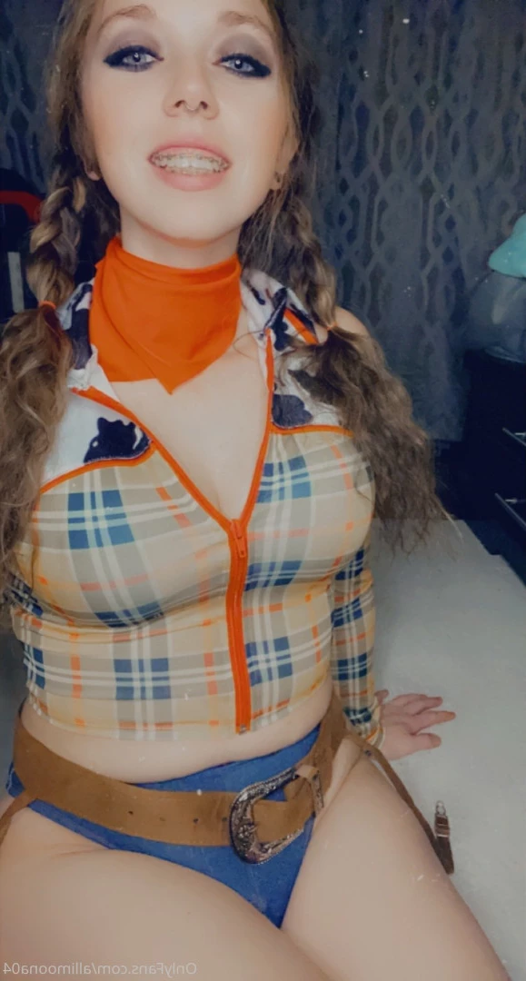 Alli Moona [ allimoona04 ] Onlyfans leaked photo 6478523 on Hotleaks.tv