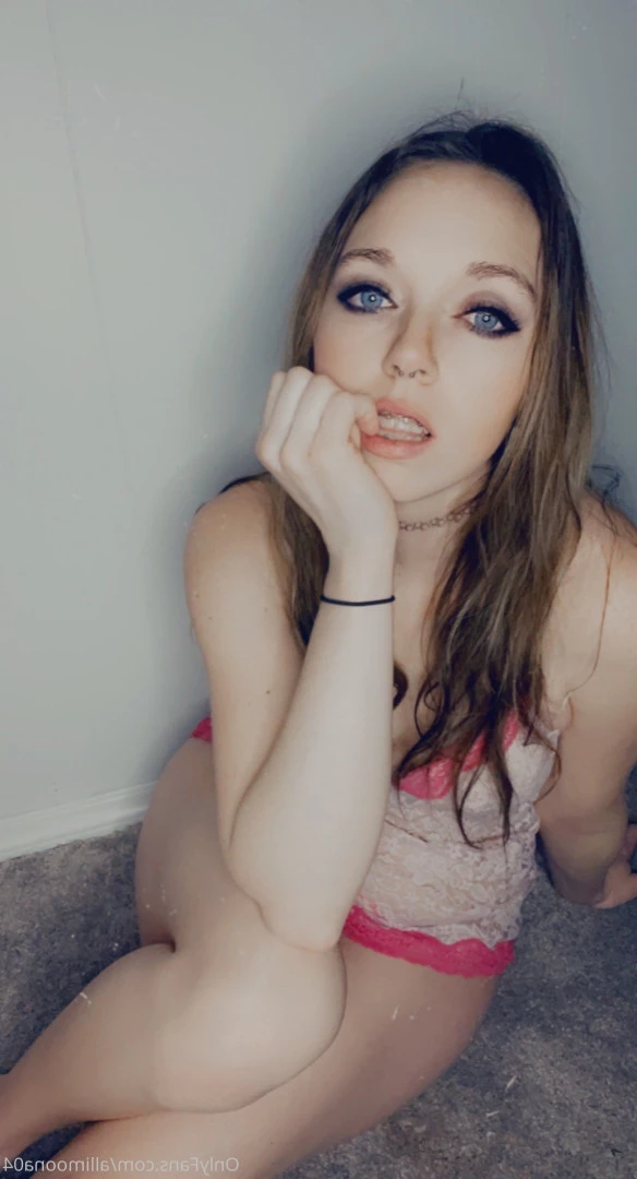 Alli Moona [ allimoona04 ] Onlyfans leaked photo 6478907 on Hotleaks.tv