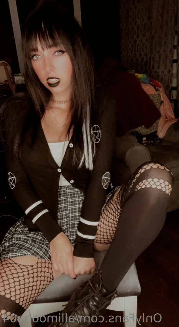 Alli Moona [ allimoona04 ] Onlyfans leaked photo 6481237 on Hotleaks.tv