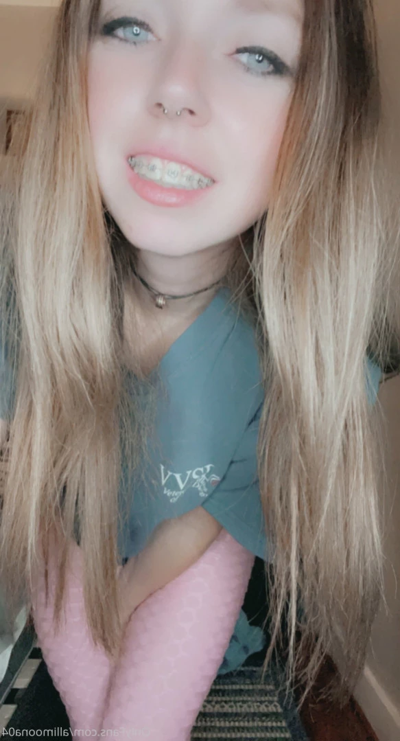 Alli Moona [ allimoona04 ] Onlyfans leaked photo 12732663 on Hotleaks.tv