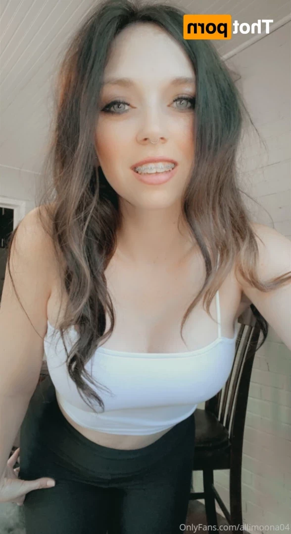 Alli Moona [ allimoona04 ] Onlyfans leaked photo 12998453 on Hotleaks.tv
