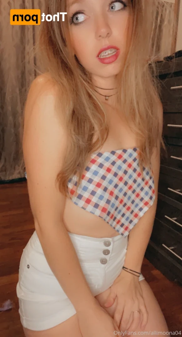 Alli Moona [ allimoona04 ] Onlyfans leaked photo 14855837 on Hotleaks.tv