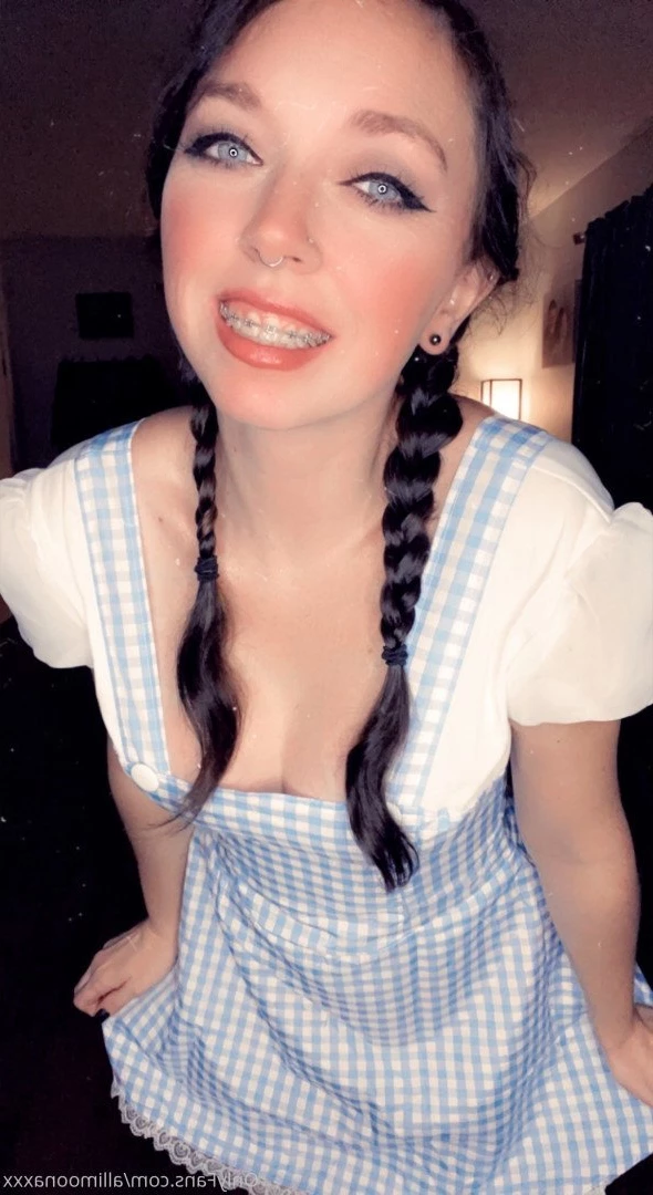 Alli Moona [ allimoonaxxx ] Onlyfans leaked photo 3708169 on Hotleaks.tv