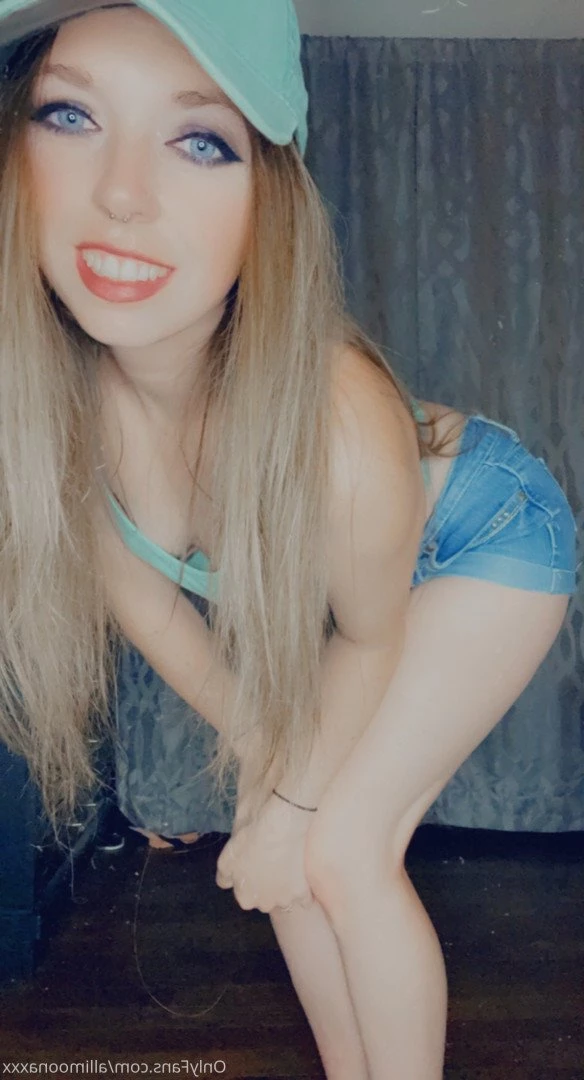 Alli Moona [ allimoonaxxx ] Onlyfans leaked photo 3718068 on Hotleaks.tv
