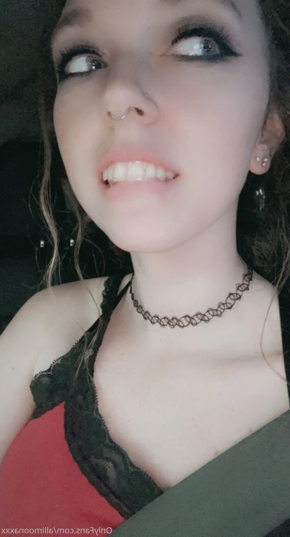 Alli Moona [ allimoonaxxx ] Onlyfans leaked photo 3724820 on Hotleaks.tv