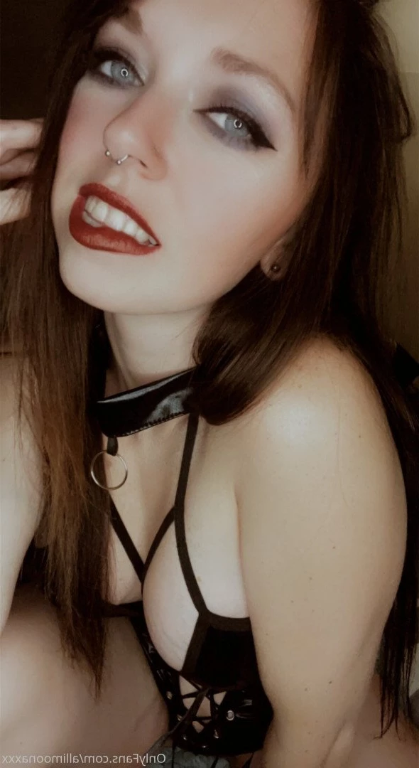 Alli Moona [ allimoonaxxx ] Onlyfans leaked photo 3732509 on Hotleaks.tv