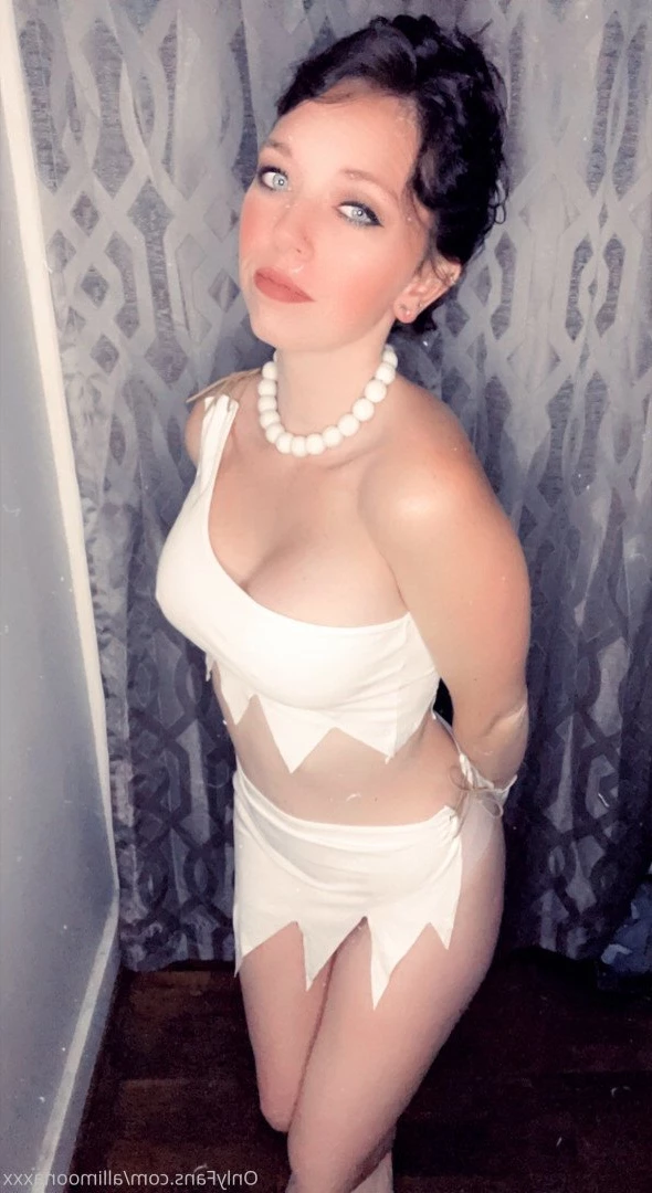 Alli Moona [ allimoonaxxx ] Onlyfans leaked photo 3742744 on Hotleaks.tv