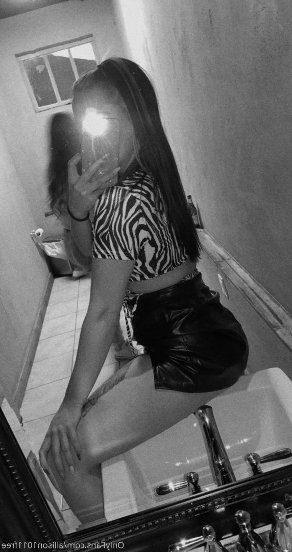 allison [ allison1011free ] Onlyfans leaked photo 3683192 on Hotleaks.tv