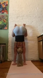 AllisonNYC [ allisonnycfree ] Onlyfans leaked video 10854795 on Hotleaks.tv