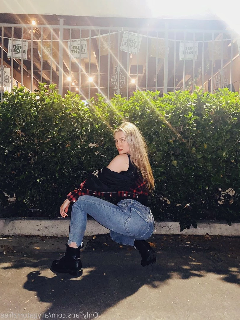 Ally Hardesty Free [ allygatorrzfree ] Onlyfans leaked photo 3798669 on Hotleaks.tv