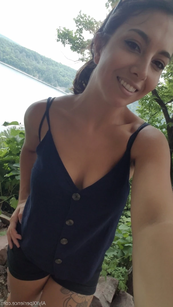aly✨𝑫𝒊𝒓𝒕𝒚𝑻𝒂𝒍𝒌𝑸👑𝒏 [ alyxxperience ] Onlyfans leaked photo 12241950 on Hotleaks.tv
