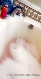 𝘊𝘙𝘈𝘝𝘐𝘕𝘎 𝘋𝘈𝘋𝘋𝘠𝘚 𝘊𝘜𝘔 🥵🍌 [ amberlyray ] Onlyfans leaked video 13243237 on Hotleaks.tv