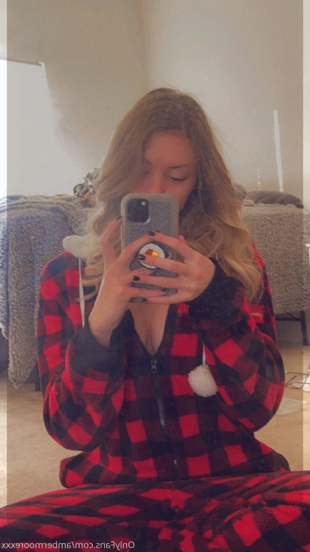 Amber Moore [ ambermoorexxx ] Onlyfans leaked photo 3489527 on Hotleaks.tv