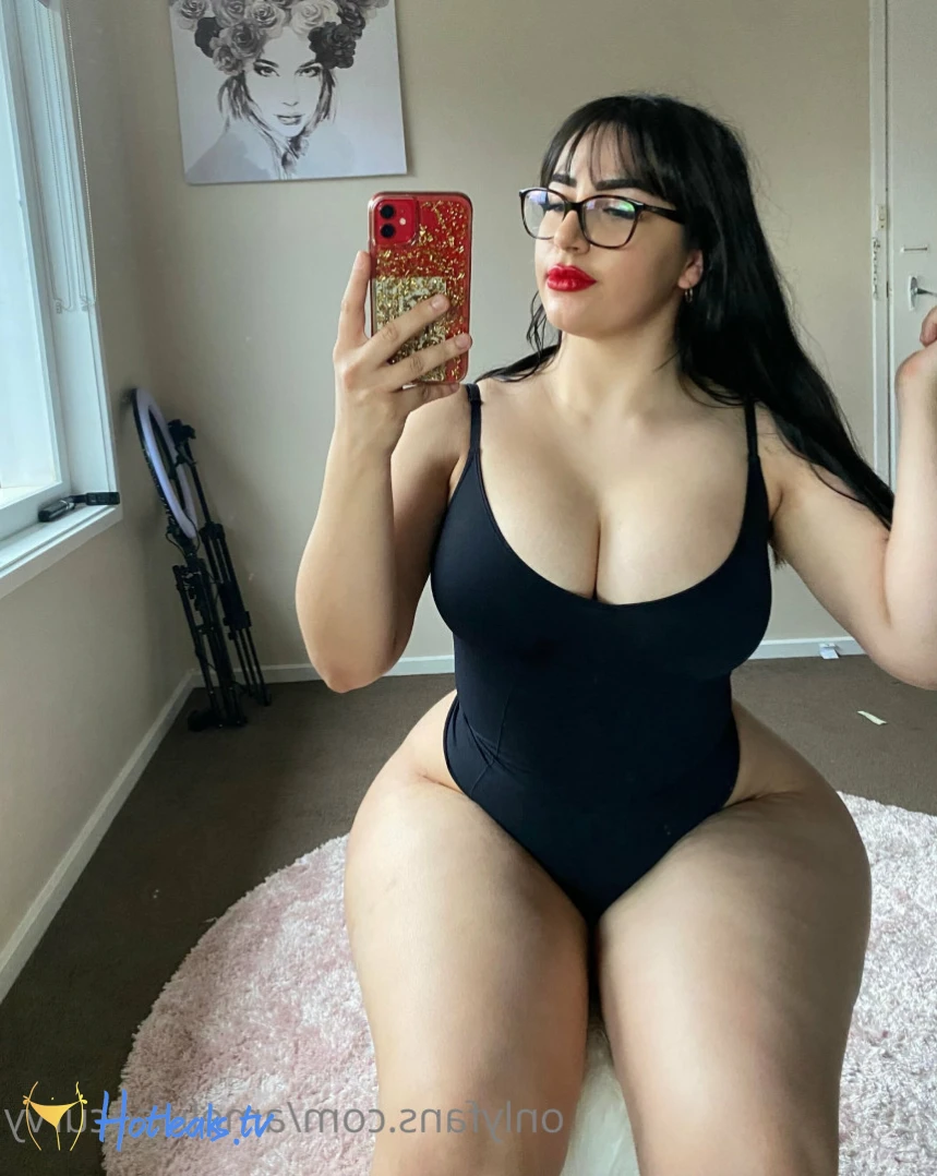 Amelia 🍑 [ ameliasocurvy ] Onlyfans leaked photo 5946951 on Hotleaks.tv