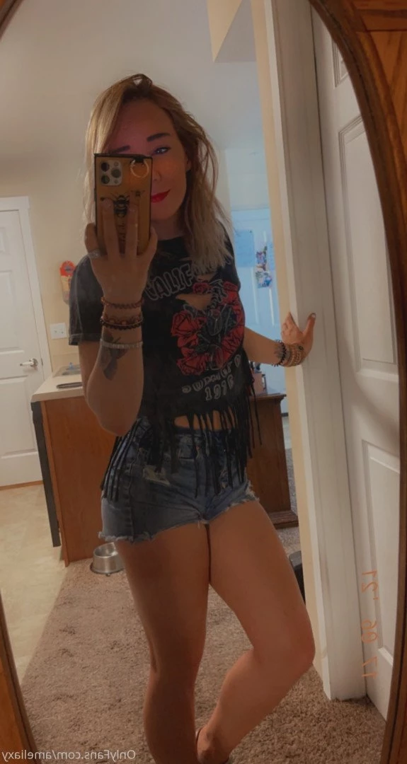 Amelia [ ameliaxy ] Onlyfans leaked photo 4424898 on Hotleaks.tv