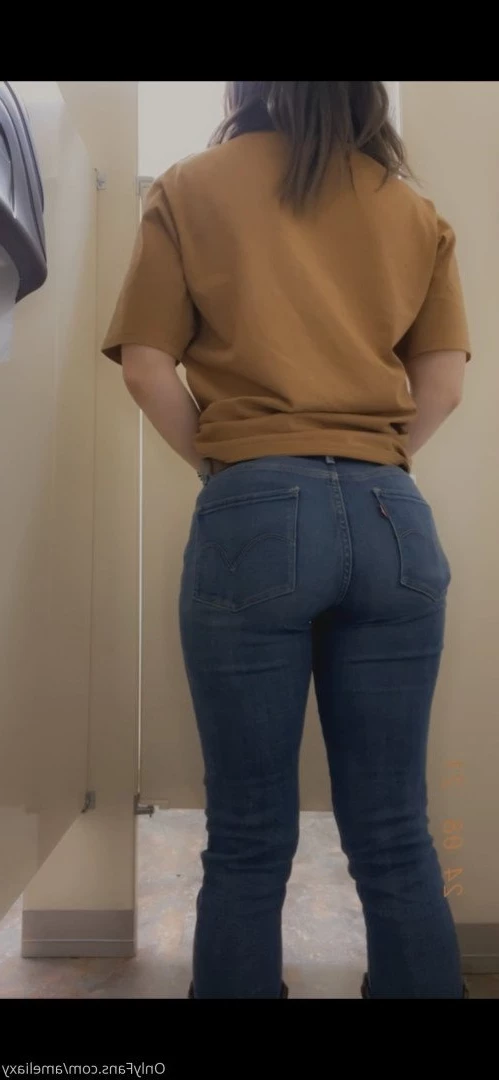 Amelia [ ameliaxy ] Onlyfans leaked photo 4427191 on Hotleaks.tv