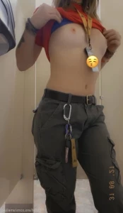 4427256
