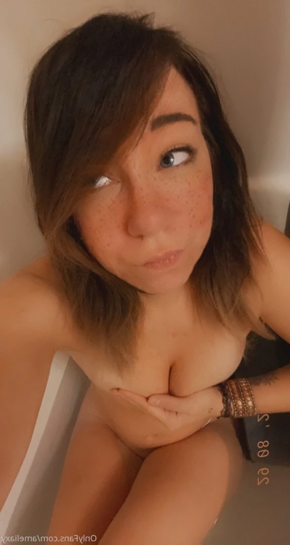 Amelia [ ameliaxy ] Onlyfans leaked photo 4427437 on Hotleaks.tv