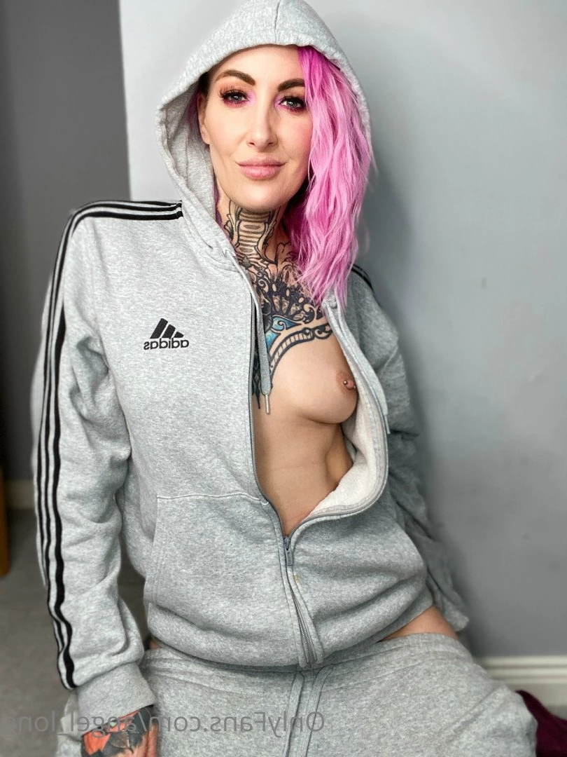 🌸 𝐀𝐍𝐆𝐄𝐋 𝐋𝐎𝐍𝐆 🌸 𝗮𝗹𝘄𝗮𝘆𝘀 𝗶𝗻 𝘁𝗵𝗲 𝗗𝗠’𝘀 [ angel_long ] Onlyfans leaked photo 3698525 on Hotleaks.tv