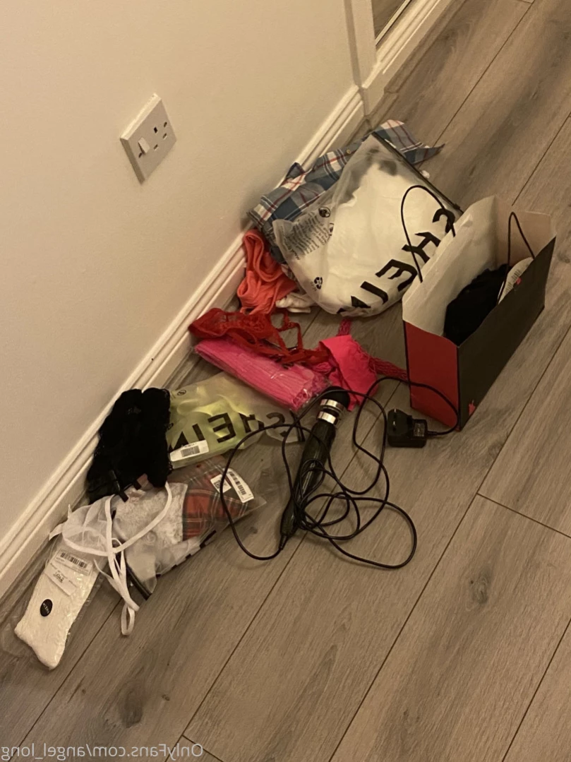 🌸 𝐀𝐍𝐆𝐄𝐋 𝐋𝐎𝐍𝐆 🌸 𝗮𝗹𝘄𝗮𝘆𝘀 𝗶𝗻 𝘁𝗵𝗲 𝗗𝗠’𝘀 [ angel_long ] Onlyfans leaked photo 11768378 on Hotleaks.tv