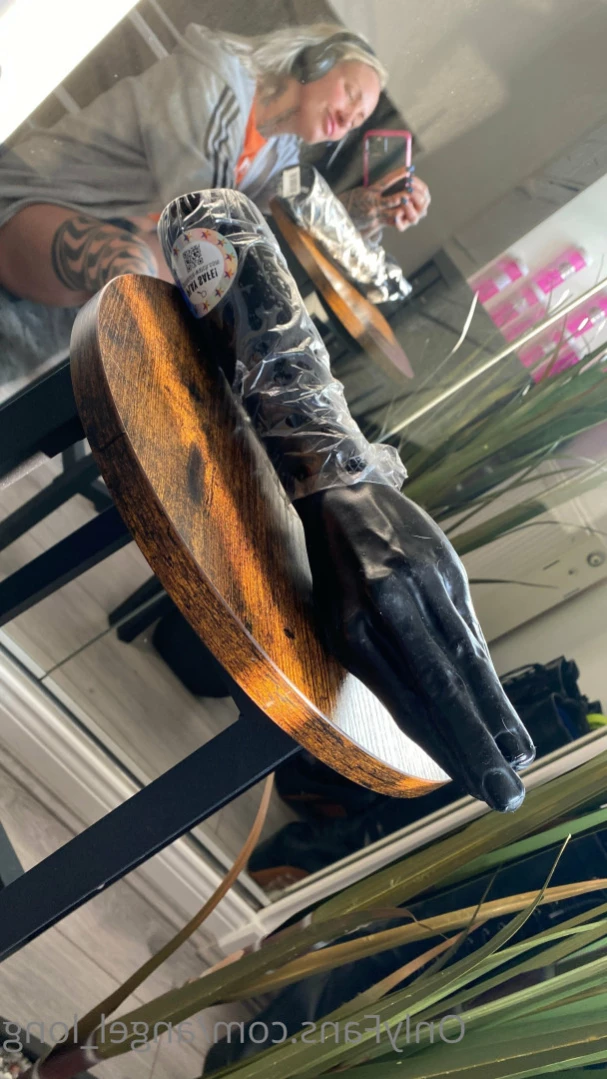 🌸 𝐀𝐍𝐆𝐄𝐋 𝐋𝐎𝐍𝐆 🌸 𝗮𝗹𝘄𝗮𝘆𝘀 𝗶𝗻 𝘁𝗵𝗲 𝗗𝗠’𝘀 [ angel_long ] Onlyfans leaked photo 11822911 on Hotleaks.tv
