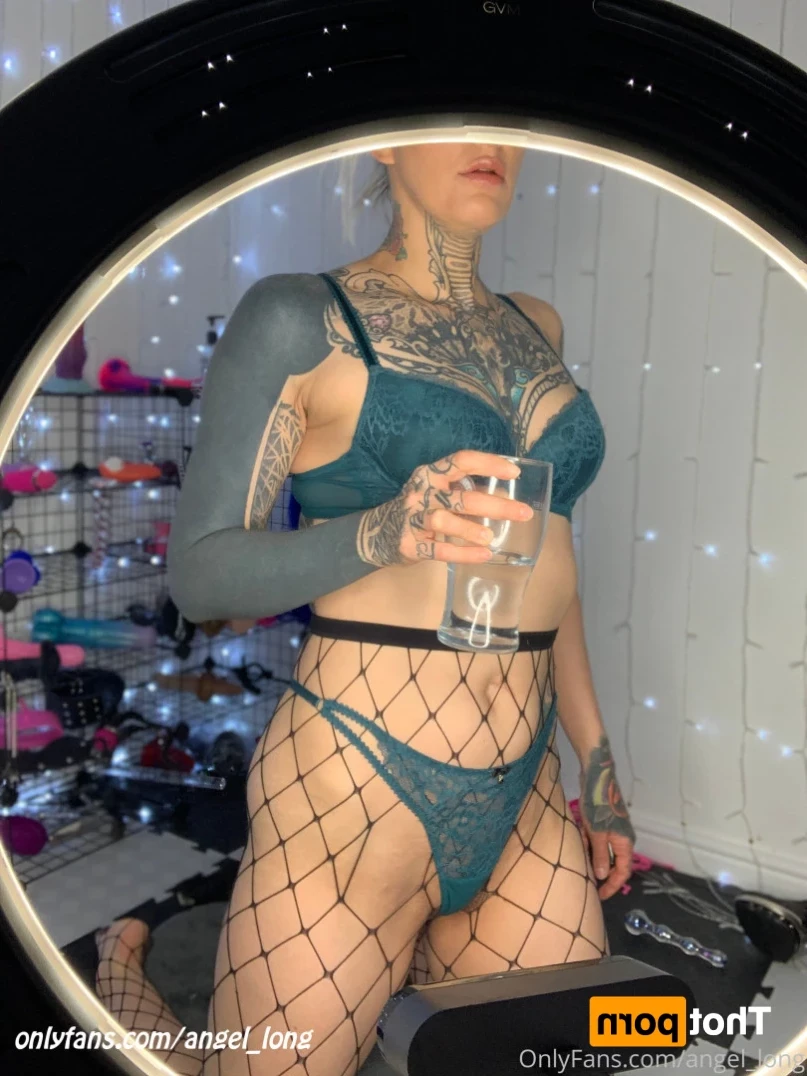 🌸 𝐀𝐍𝐆𝐄𝐋 𝐋𝐎𝐍𝐆 🌸 𝗮𝗹𝘄𝗮𝘆𝘀 𝗶𝗻 𝘁𝗵𝗲 𝗗𝗠’𝘀 [ angel_long ] Onlyfans leaked photo 11823512 on Hotleaks.tv