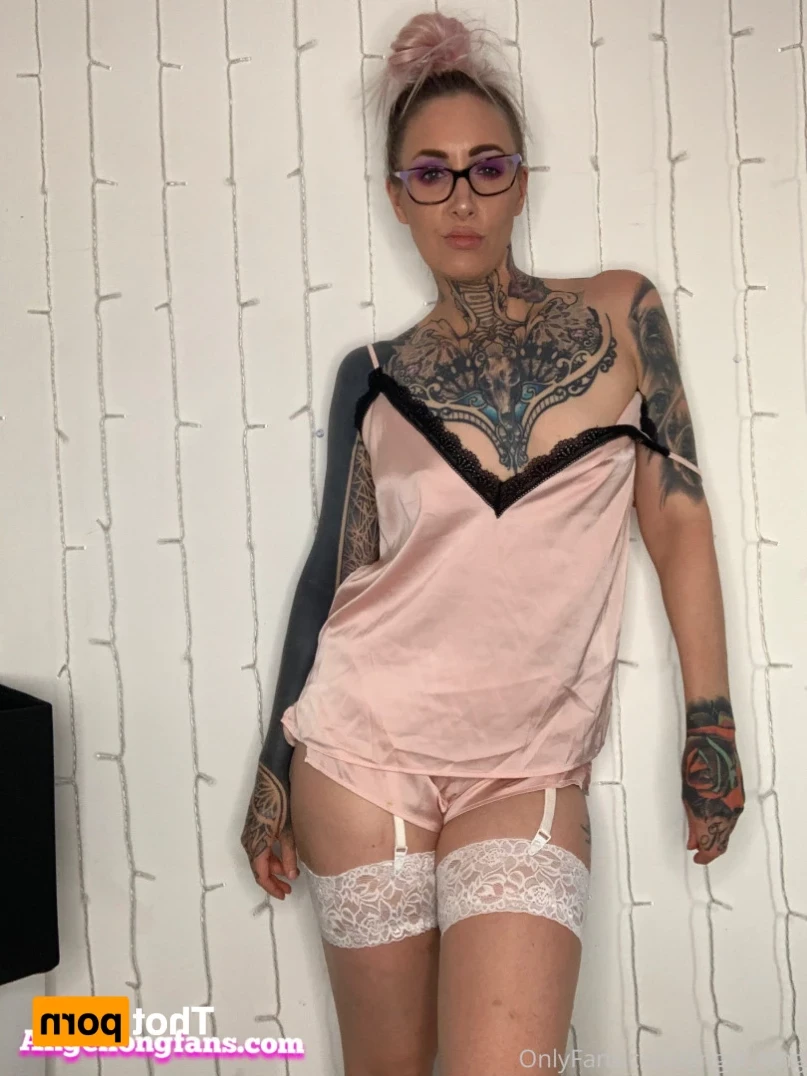🌸 𝐀𝐍𝐆𝐄𝐋 𝐋𝐎𝐍𝐆 🌸 𝗮𝗹𝘄𝗮𝘆𝘀 𝗶𝗻 𝘁𝗵𝗲 𝗗𝗠’𝘀 [ angel_long ] Onlyfans leaked photo 12509552 on Hotleaks.tv