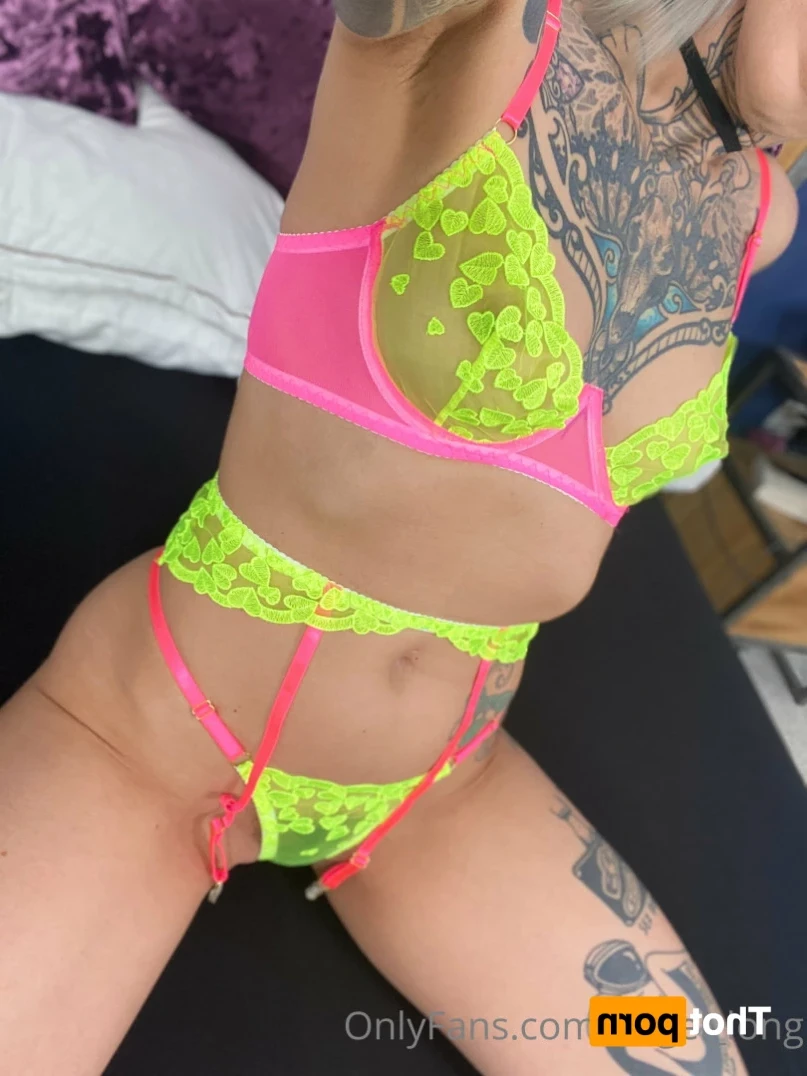 🌸 𝐀𝐍𝐆𝐄𝐋 𝐋𝐎𝐍𝐆 🌸 𝗮𝗹𝘄𝗮𝘆𝘀 𝗶𝗻 𝘁𝗵𝗲 𝗗𝗠’𝘀 [ angel_long ] Onlyfans leaked photo 14195582 on Hotleaks.tv