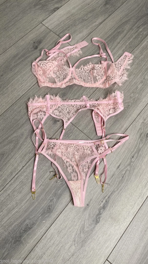 🌸 𝐀𝐍𝐆𝐄𝐋 𝐋𝐎𝐍𝐆 🌸 𝗮𝗹𝘄𝗮𝘆𝘀 𝗶𝗻 𝘁𝗵𝗲 𝗗𝗠’𝘀 [ angel_long ] Onlyfans leaked photo 14196783 on Hotleaks.tv