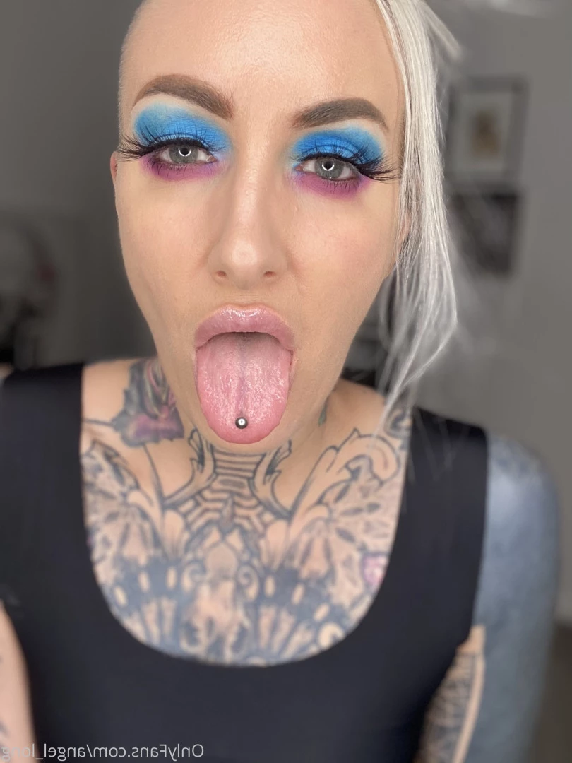 🌸 𝐀𝐍𝐆𝐄𝐋 𝐋𝐎𝐍𝐆 🌸 𝗮𝗹𝘄𝗮𝘆𝘀 𝗶𝗻 𝘁𝗵𝗲 𝗗𝗠’𝘀 [ angel_long ] Onlyfans leaked photo 14197124 on Hotleaks.tv