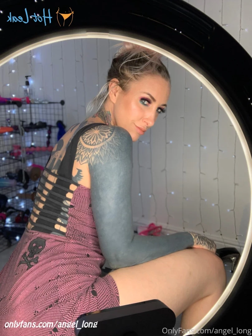 🌸 𝐀𝐍𝐆𝐄𝐋 𝐋𝐎𝐍𝐆 🌸 𝗮𝗹𝘄𝗮𝘆𝘀 𝗶𝗻 𝘁𝗵𝗲 𝗗𝗠’𝘀 [ angel_long ] Onlyfans leaked photo 14209151 on Hotleaks.tv