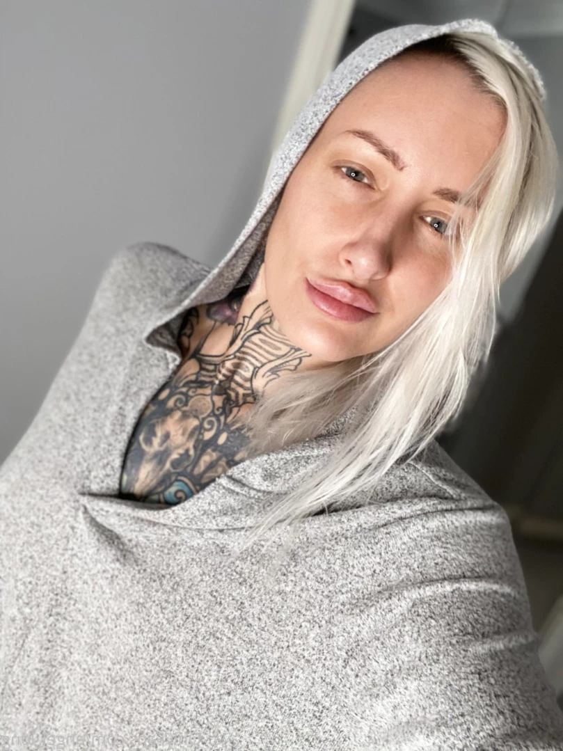 🌸 𝐀𝐍𝐆𝐄𝐋 𝐋𝐎𝐍𝐆 🌸 𝗮𝗹𝘄𝗮𝘆𝘀 𝗶𝗻 𝘁𝗵𝗲 𝗗𝗠’𝘀 [ angel_long ] Onlyfans leaked photo 14209809 on Hotleaks.tv